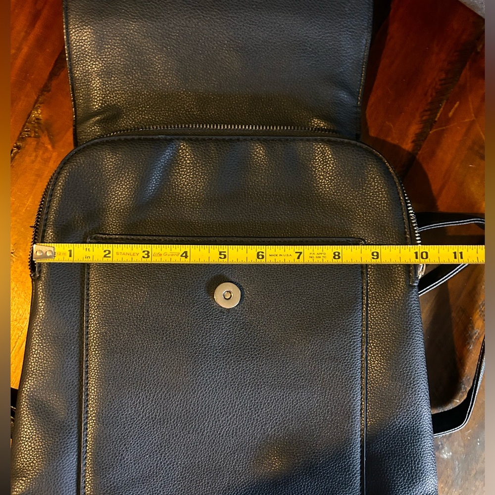 Vegan Leather Backpack - So Spacious!! - Picture 11 of 11